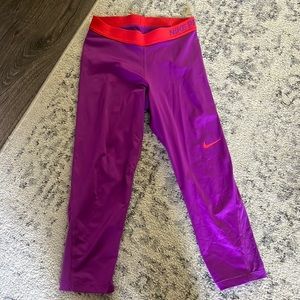 Purple Nike crop leggings